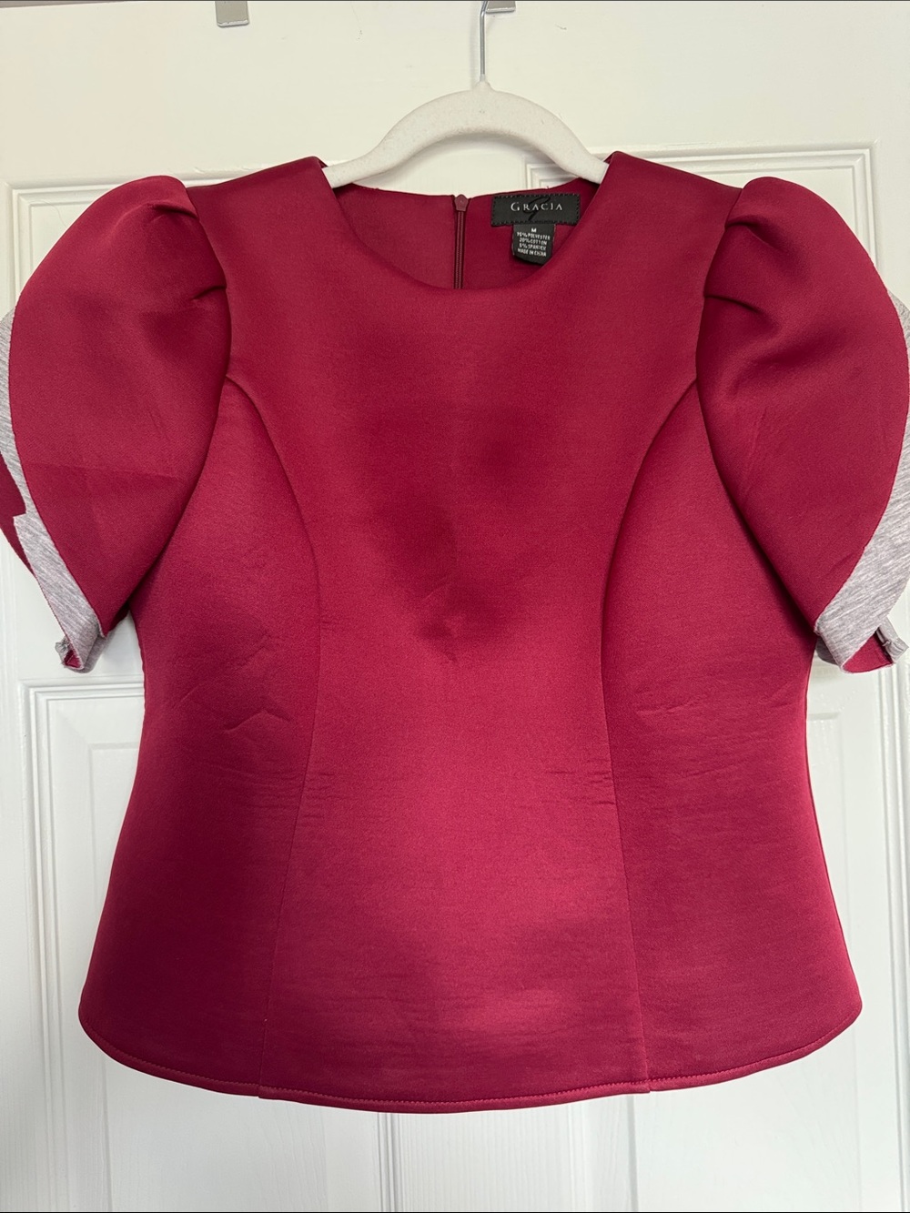 Gracia Women's Puff Sleeve Top in Berry Red